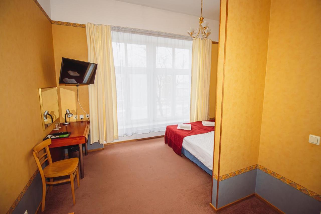 Hotel Promenaadi 哈普萨卢 外观 照片