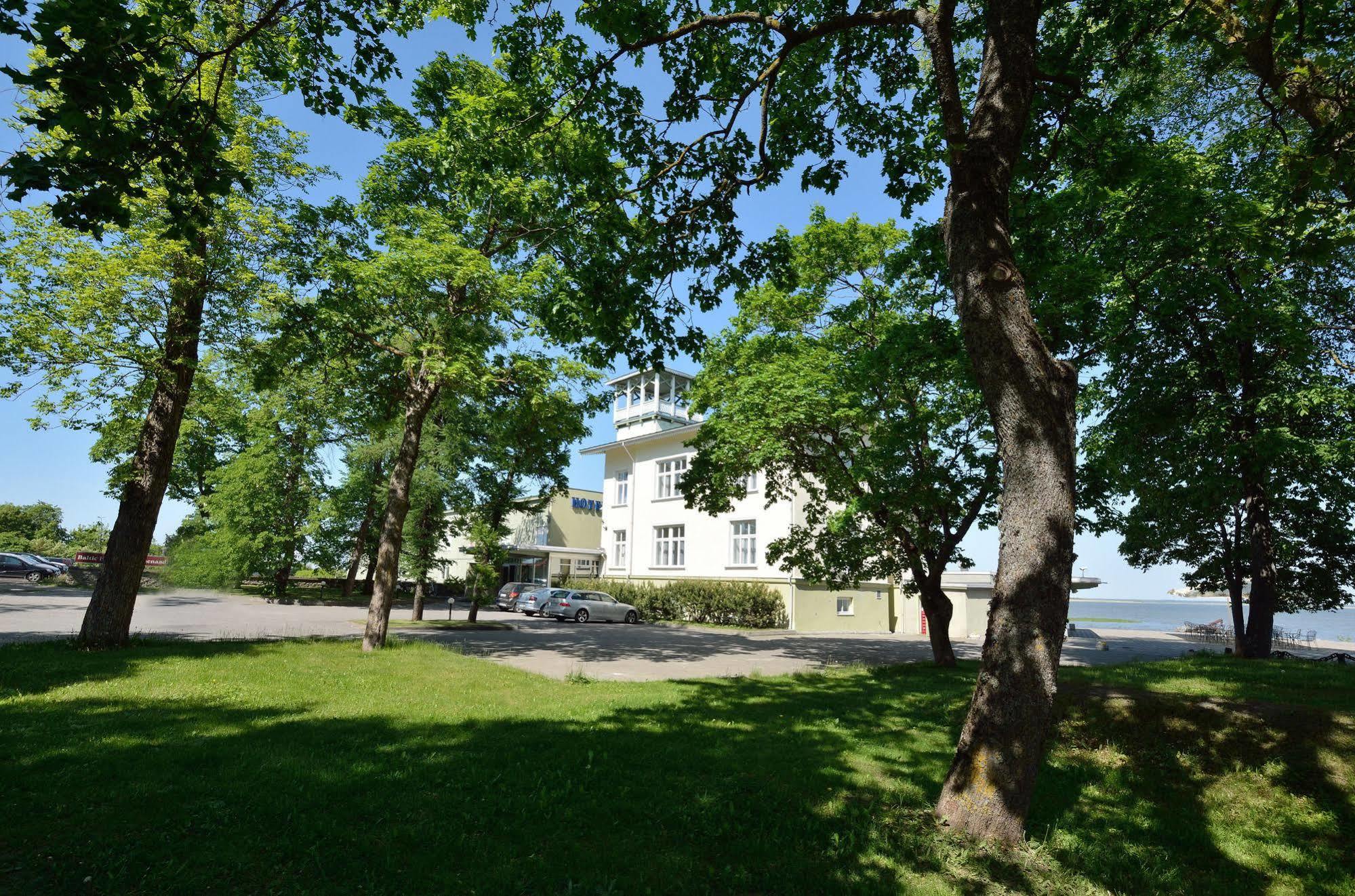 Hotel Promenaadi 哈普萨卢 外观 照片